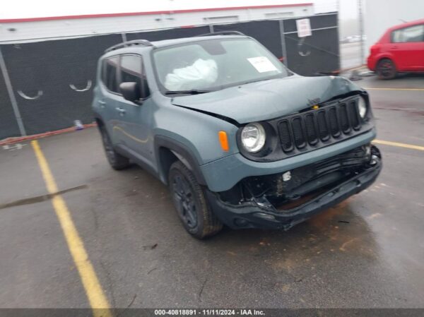 JEEP RENEGADE 2018 4x4 - Imagen 2