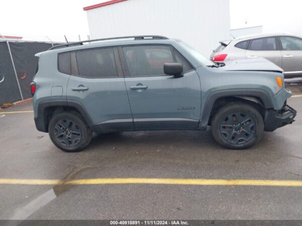 JEEP RENEGADE 2018 4x4 - Imagen 7