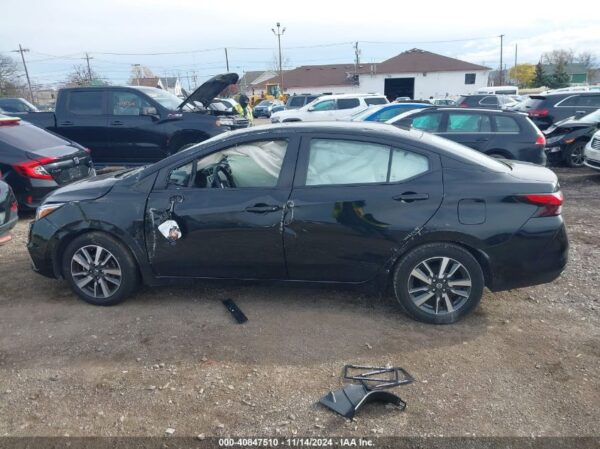 NISSAN VERSA 2021 - Imagen 8