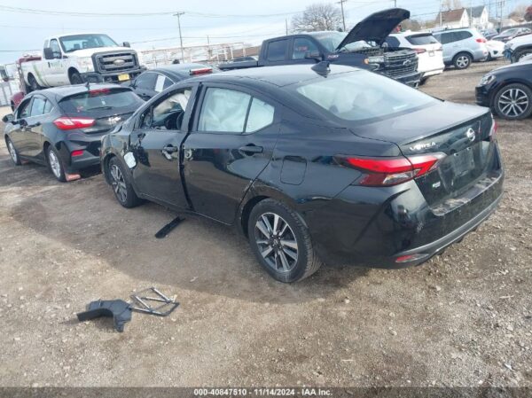 NISSAN VERSA 2021 - Imagen 5