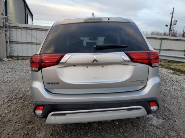 MITSUBISHI OUTLANDER 2019 - Imagen 4