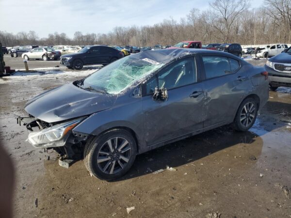 NISSAN VERSA 2021
