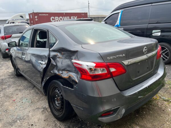NISSAN SENTRA 2019 - Imagen 3