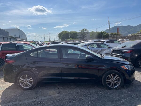 HYUNDAI ELANTRA 2018 - Imagen 6