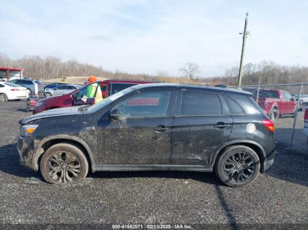 MITSUBISHI OUTLANDER SPORT 2017 - Imagen 8