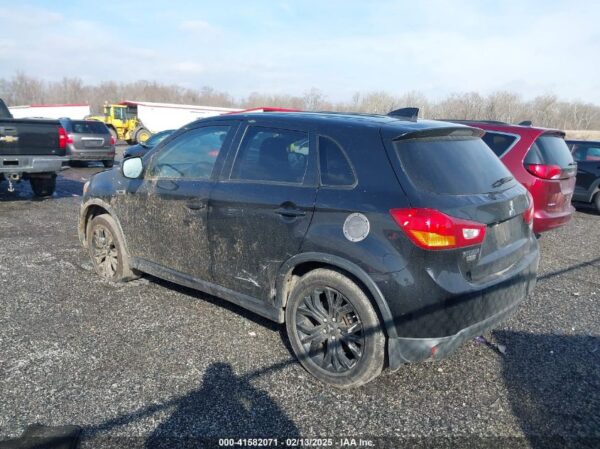 MITSUBISHI OUTLANDER SPORT 2017 - Imagen 5