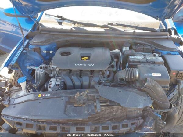 HYUNDAI ELANTRA 2017 - Imagen 11