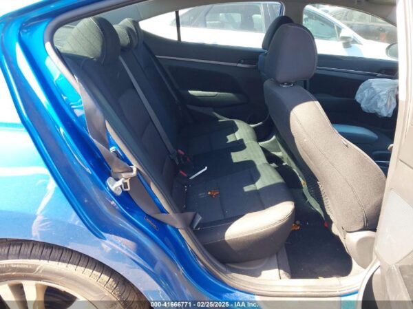 HYUNDAI ELANTRA 2017 - Imagen 10