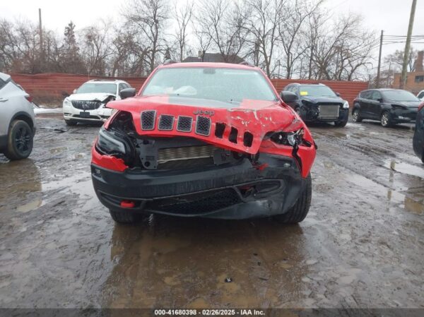 JEEP CHEROKEE 2019 4x4 - Imagen 3