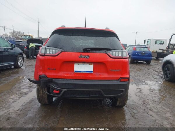JEEP CHEROKEE 2019 4x4 - Imagen 4