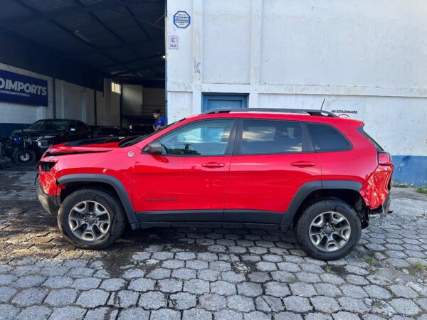 JEEP CHEROKEE 2019 4x4 - Imagen 6
