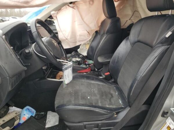 MITSUBISHI OUTLANDER 2019 - Imagen 8