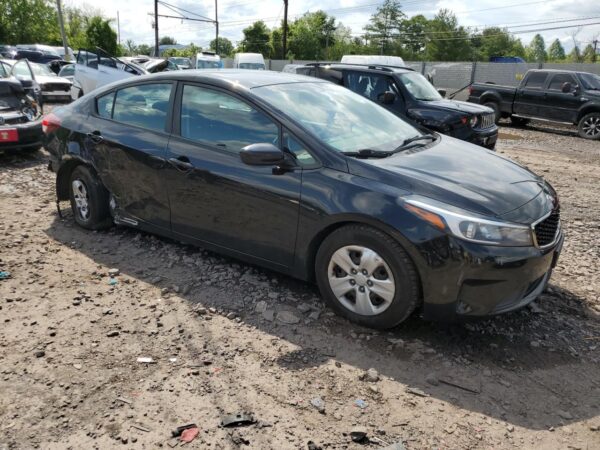 KIA FORTE 2017 - Imagen 2