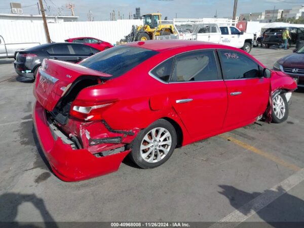 NISSAN SENTRA 2018 - Imagen 5