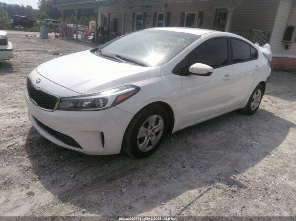 KIA FORTE 2017 - Imagen 2