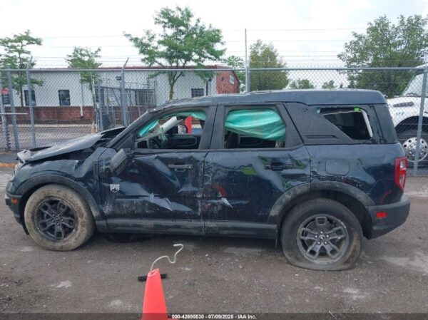 FORD BRONCO 2022 4x4 - Imagen 8