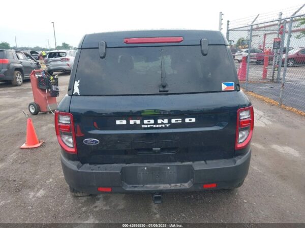 FORD BRONCO 2022 4x4 - Imagen 4
