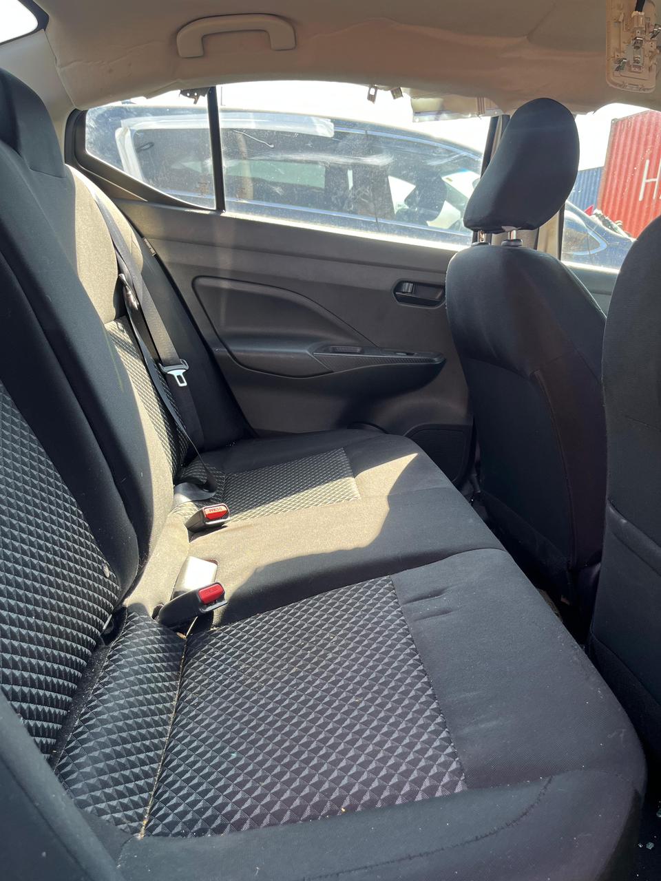 NISSAN VERSA 2021 - Imagen 8