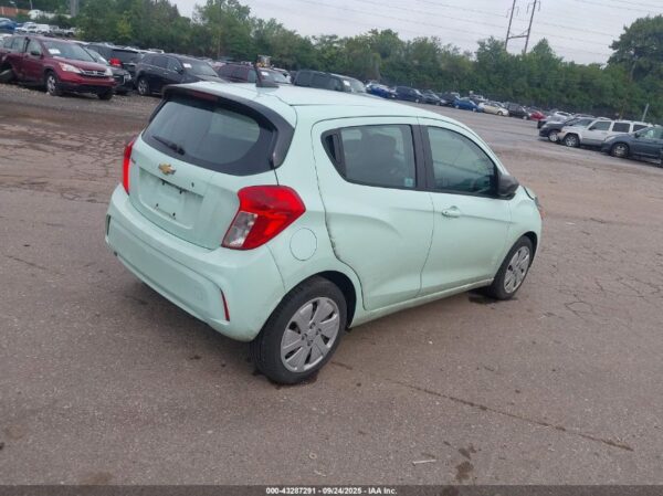 CHEVROLET SPARK 2017 - Imagen 4