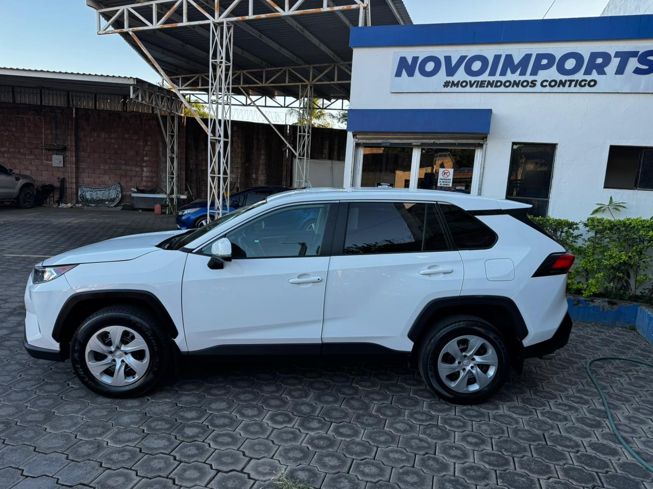 TOYOTA RAV4 2022 4x4 - Imagen 8