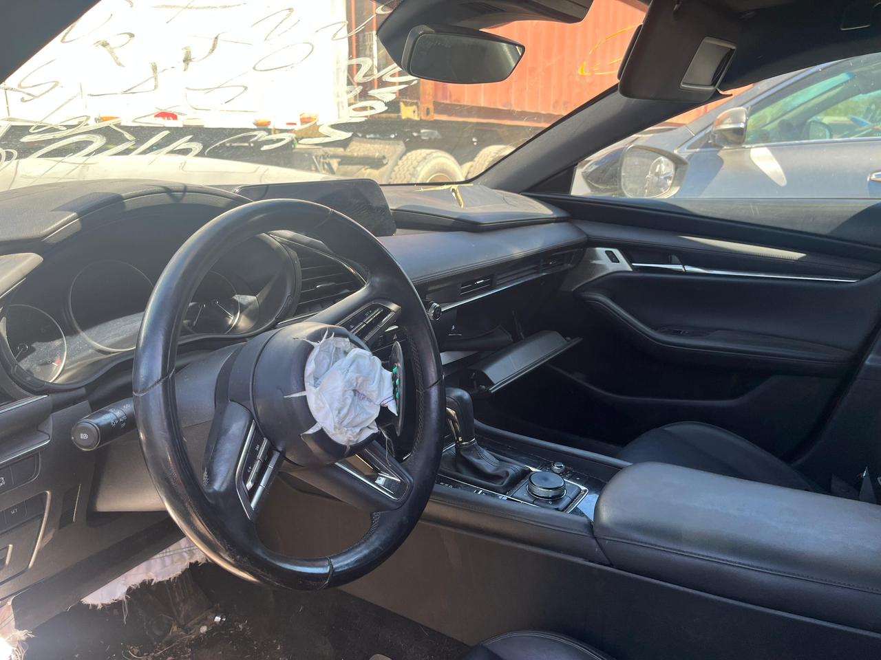 MAZDA 3 2019 - Imagen 6