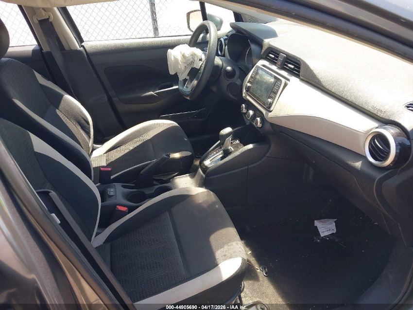 NISSAN VERSA 2021 - Imagen 9