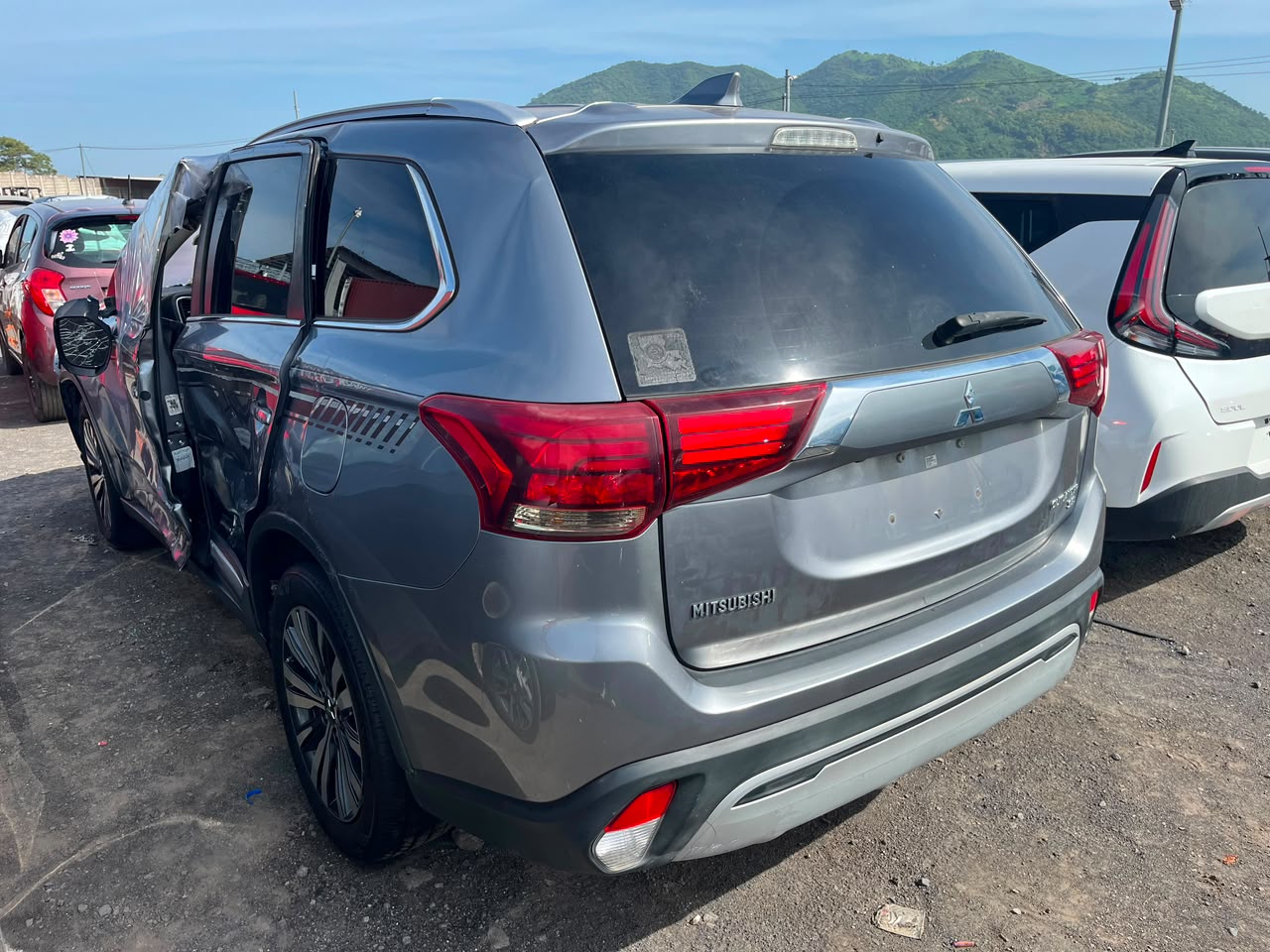 MITSUBISHI OUTLANDER 2019 - Imagen 5