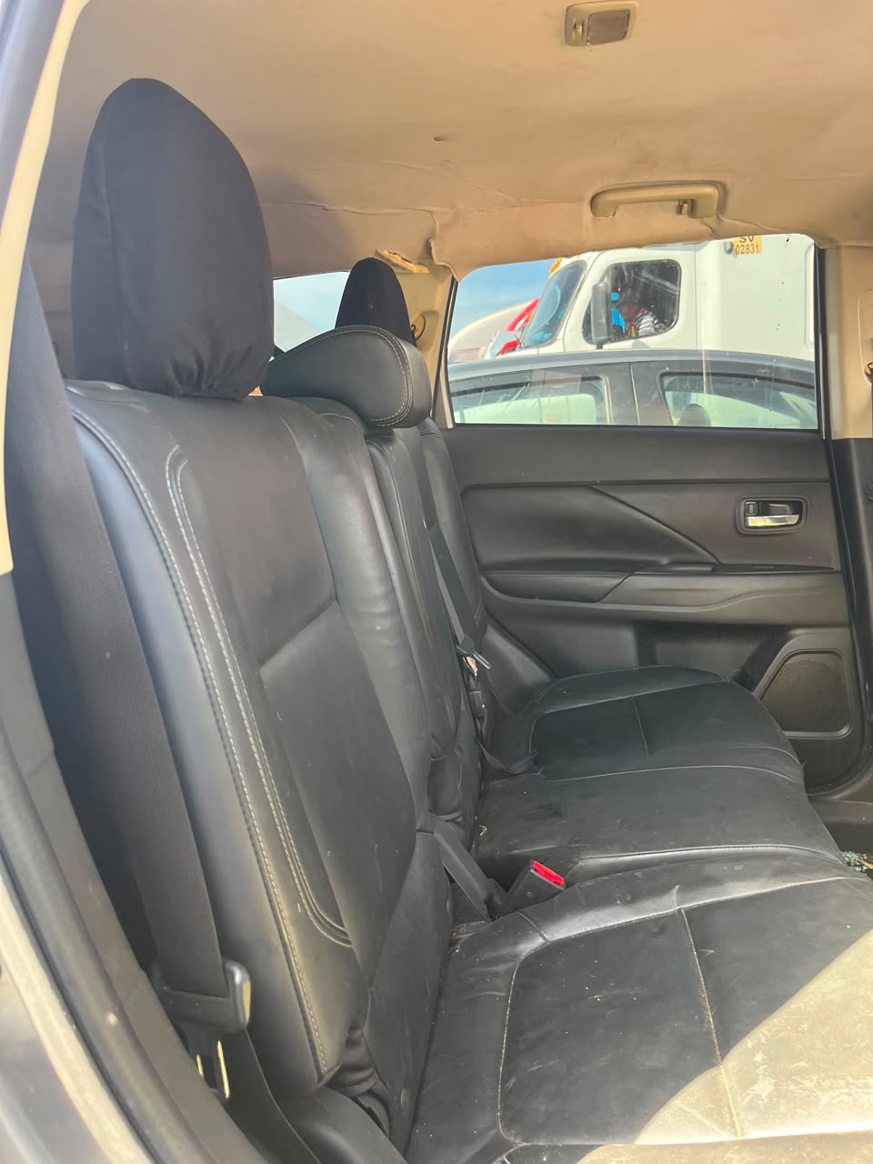 MITSUBISHI OUTLANDER 2019 - Imagen 8