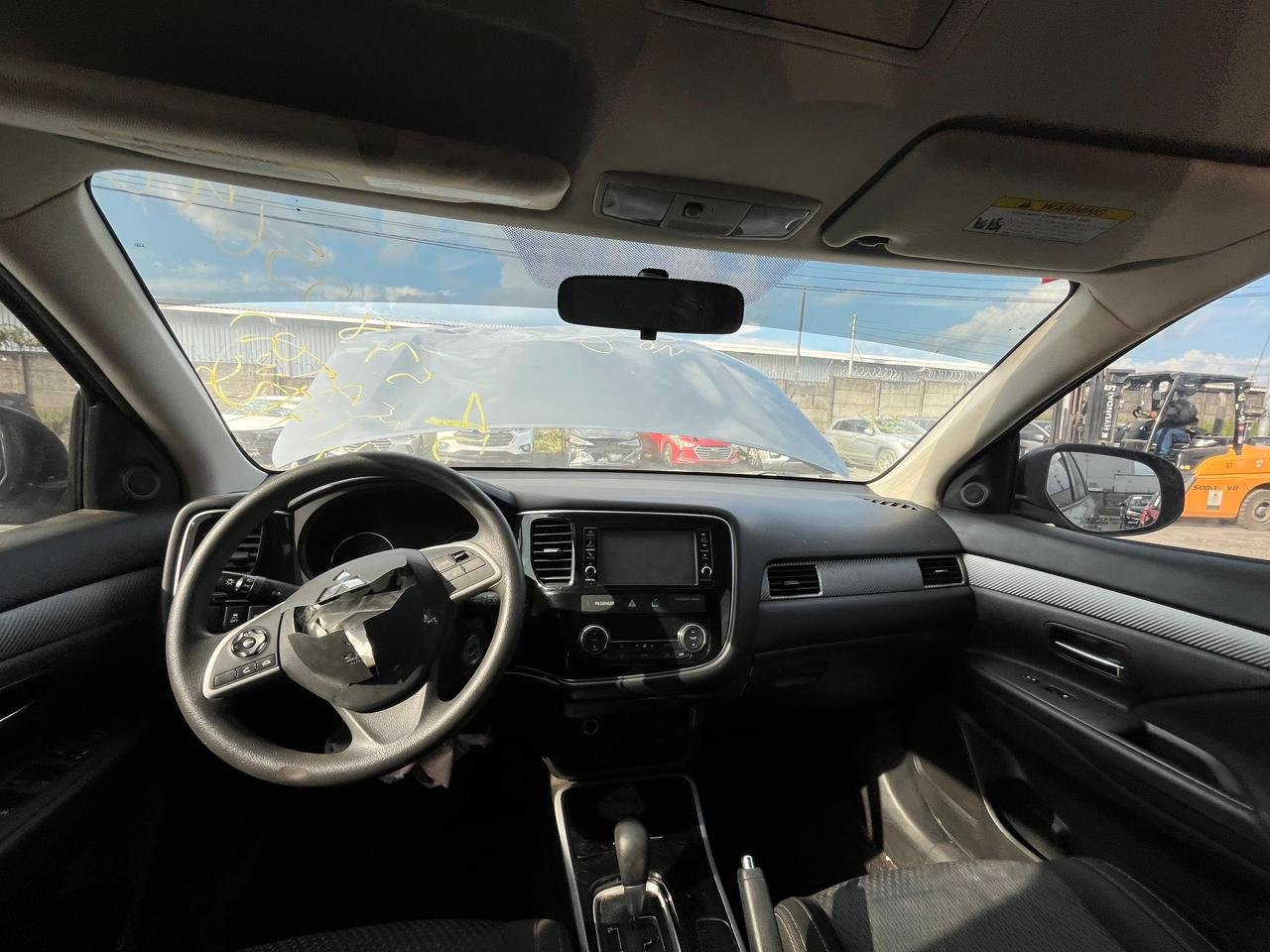 MITSUBISHI OUTLANDER 2018 - Imagen 8