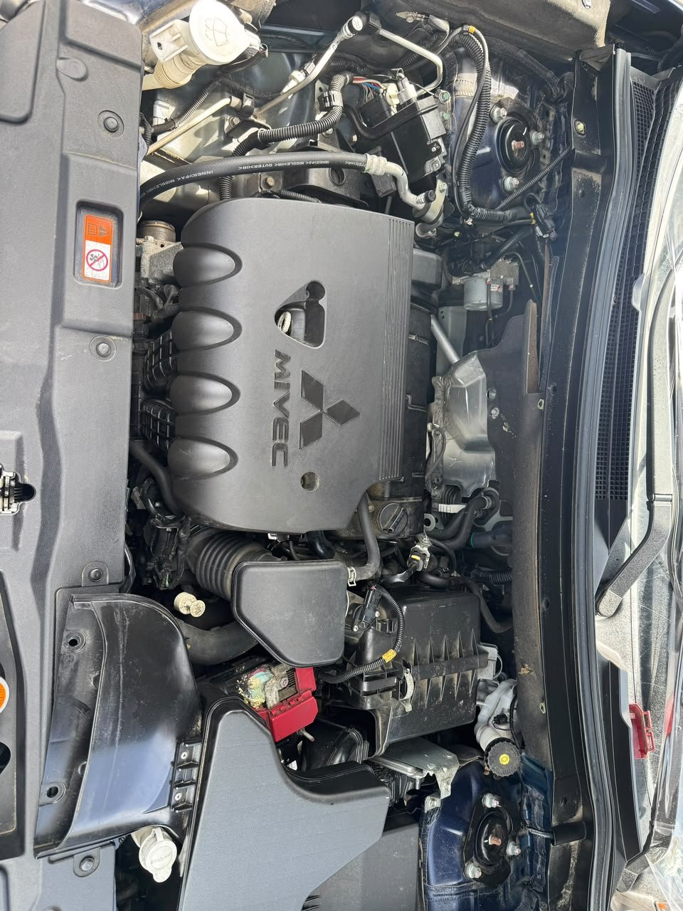 MITSUBISHI OUTLANDER 2020 - Imagen 11