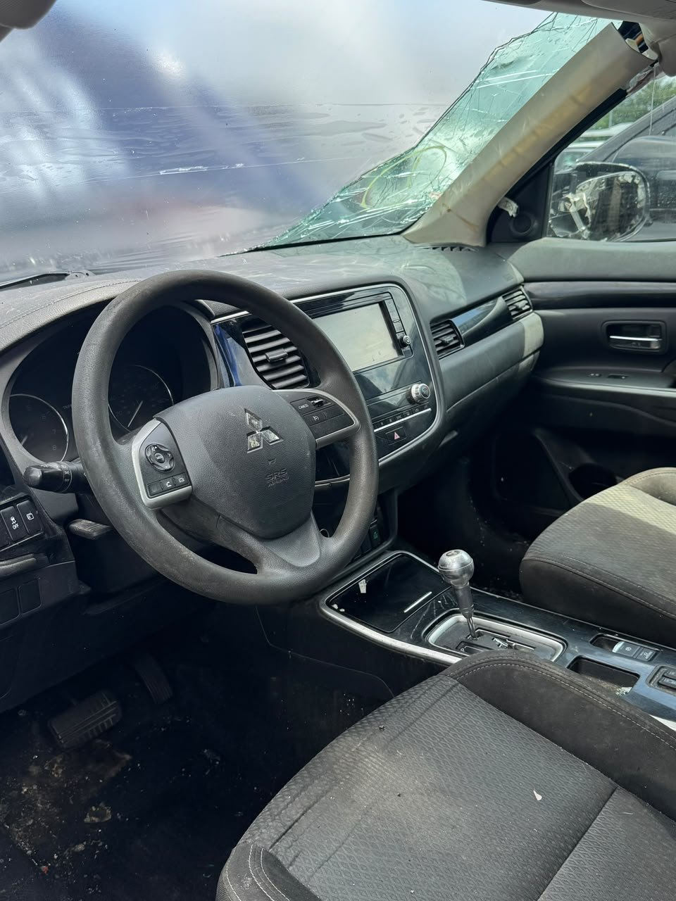 MITSUBISHI OUTLANDER 2020 - Imagen 8